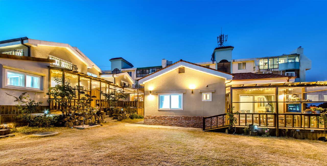 Sungsan Hill Villa Seogwipo Exterior photo